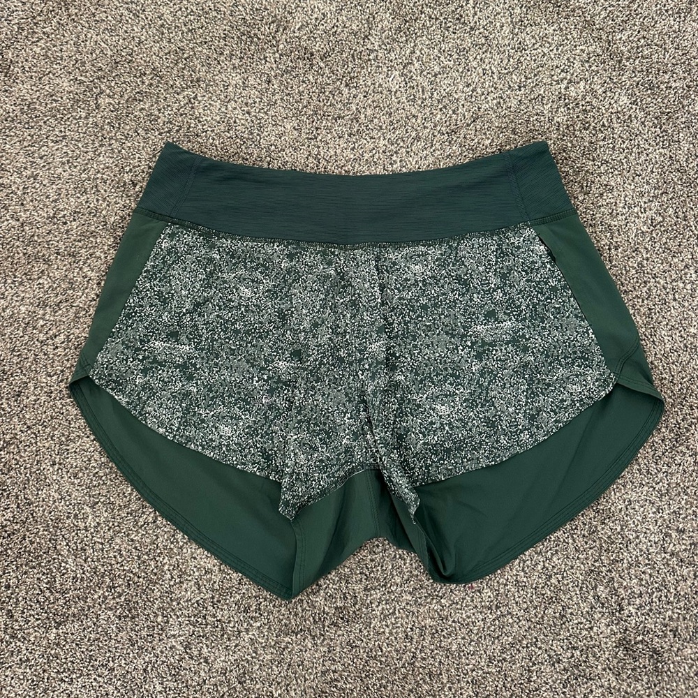 Outdoor Voices Women's Athletic Shorts